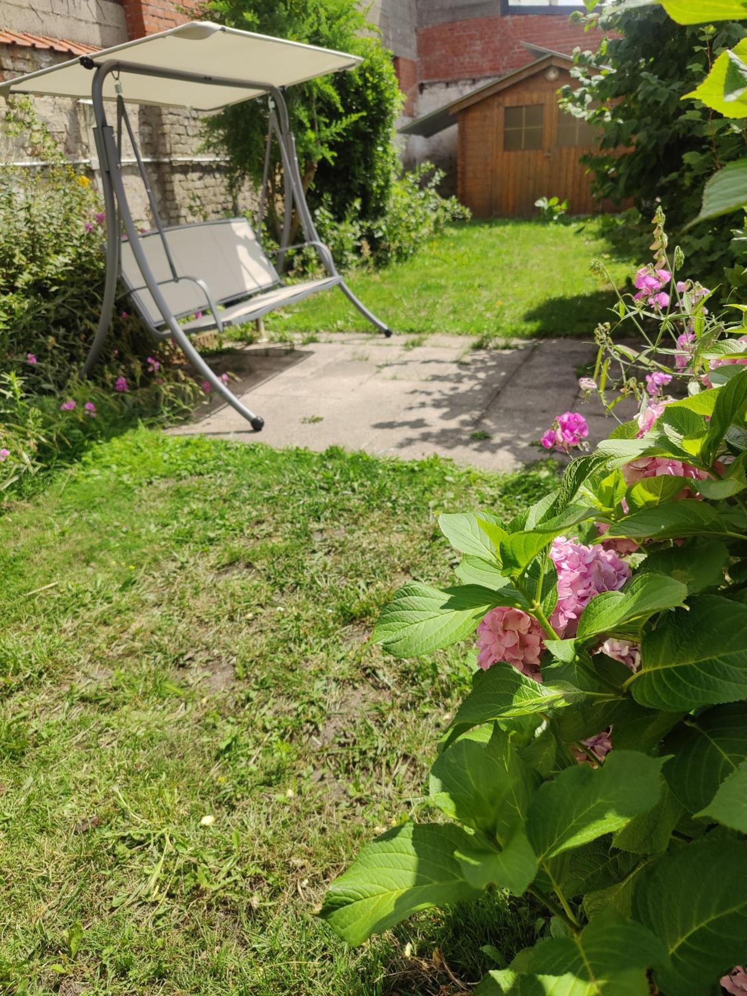 Maison De Ville Restylee Avec Jardin, Proche Gare Dunkirk Exterior photo
